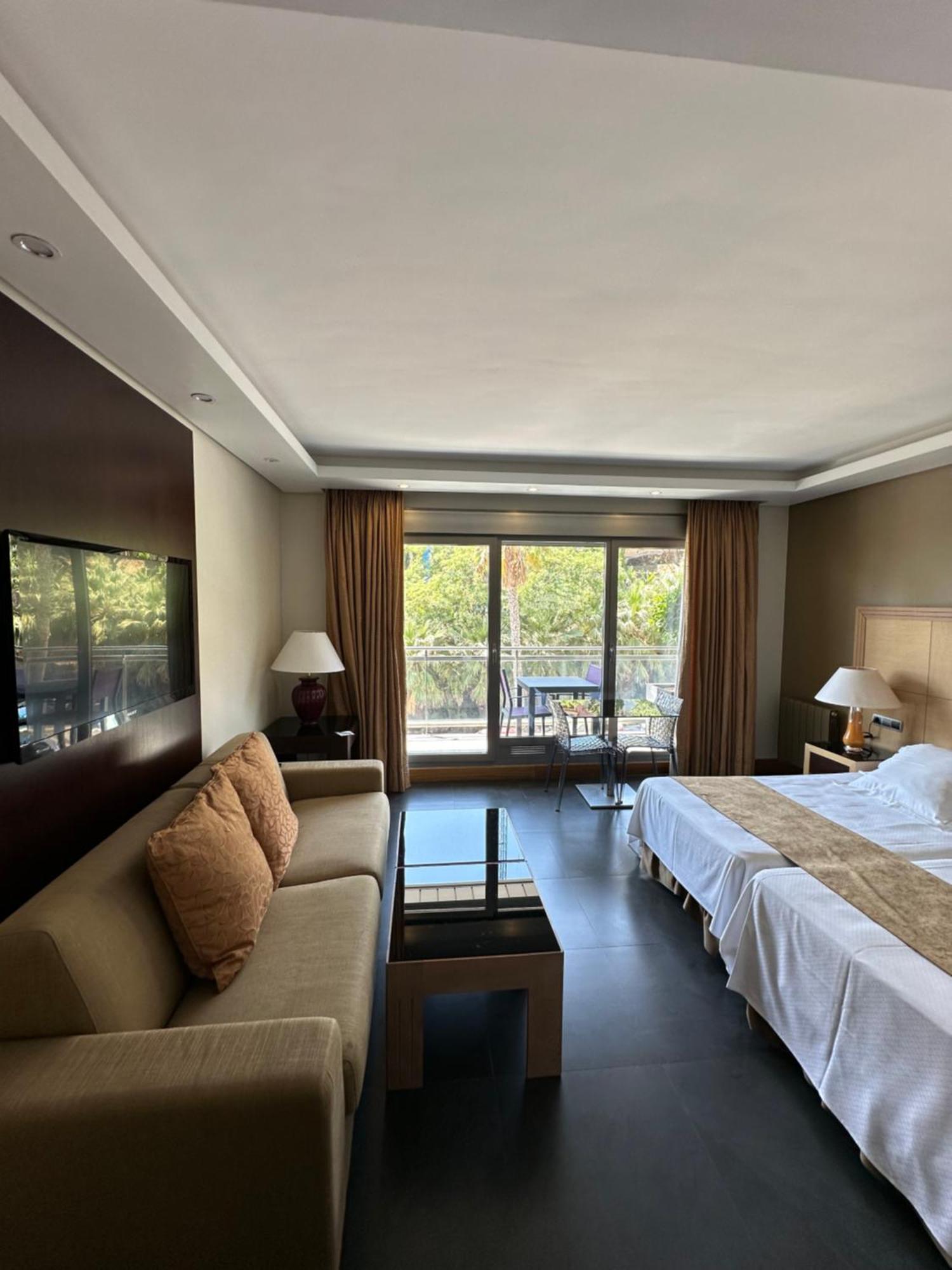 Artplatinum Suites&Apartments Бенальмадена Екстер'єр фото